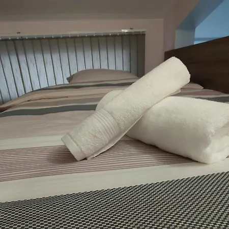 Urban Haven Apartamento Varna