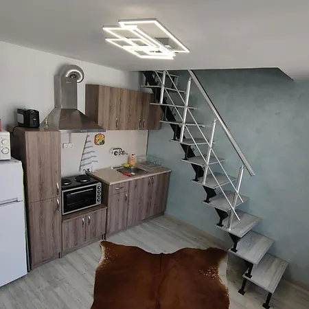 Urban Haven Apartment *
